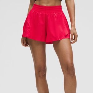 Lululemon Shake It Out High-Rise Running
Short 2.5" red glow size small